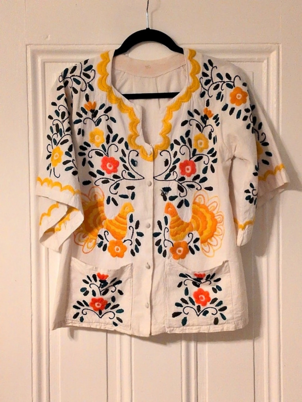 Vintage 70s Mexican Style Embroidered Floral Blouse in Yellow, Angel Sleeves